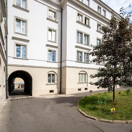 Metro Wilenski #5 Apartment Warsaw